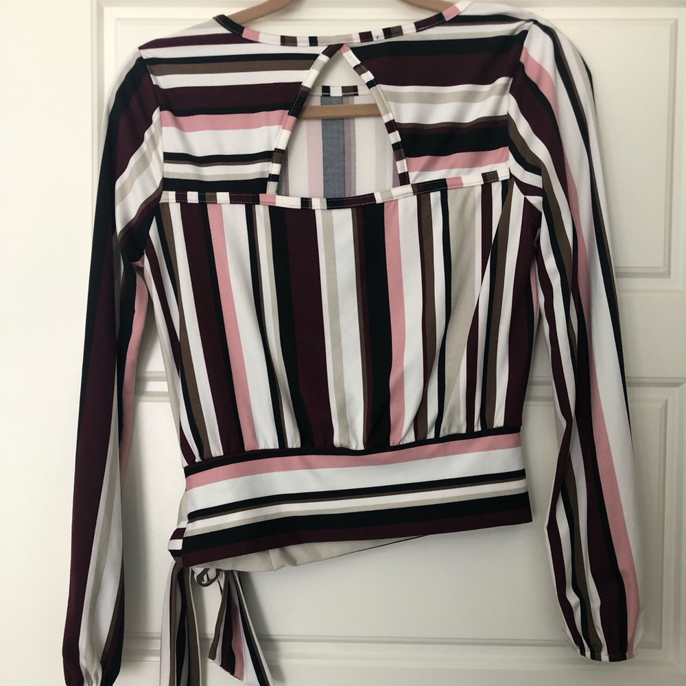 I.N. open back top - Picture 2 of 3